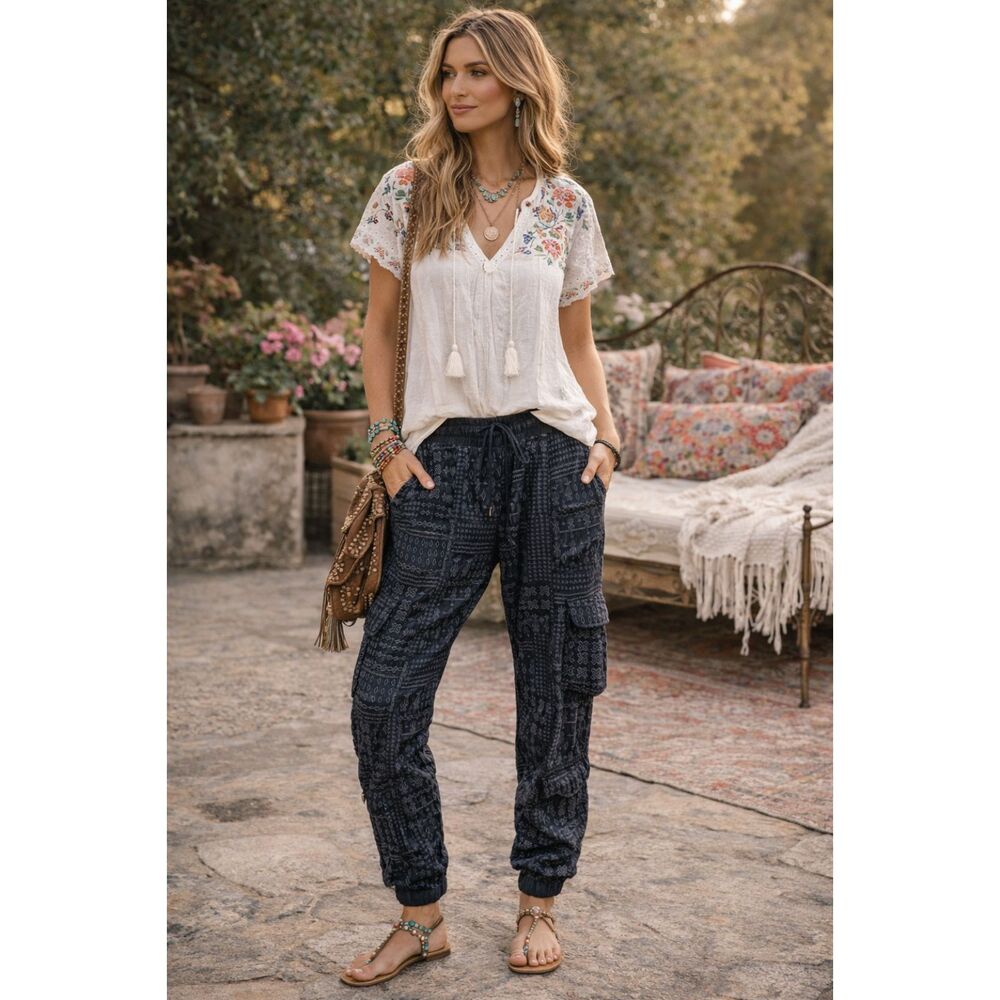 Johnny Was Black Embroidered Cargo Straight Pants Trousers   Women's Size Small